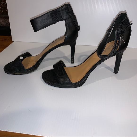 Nine West Shoes - Nine West Black 3 Inch Heels Size 8.5